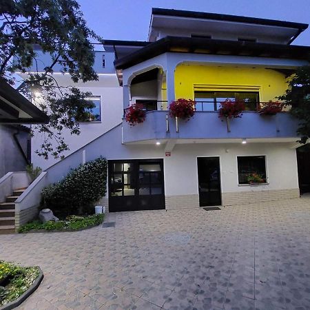 Apartma Mimi Dekani Dış mekan fotoğraf